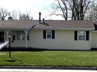 914 Killarney Dr, Greenville, IL
