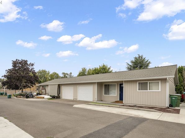 504 E 9th St #14, Newberg, OR 97132