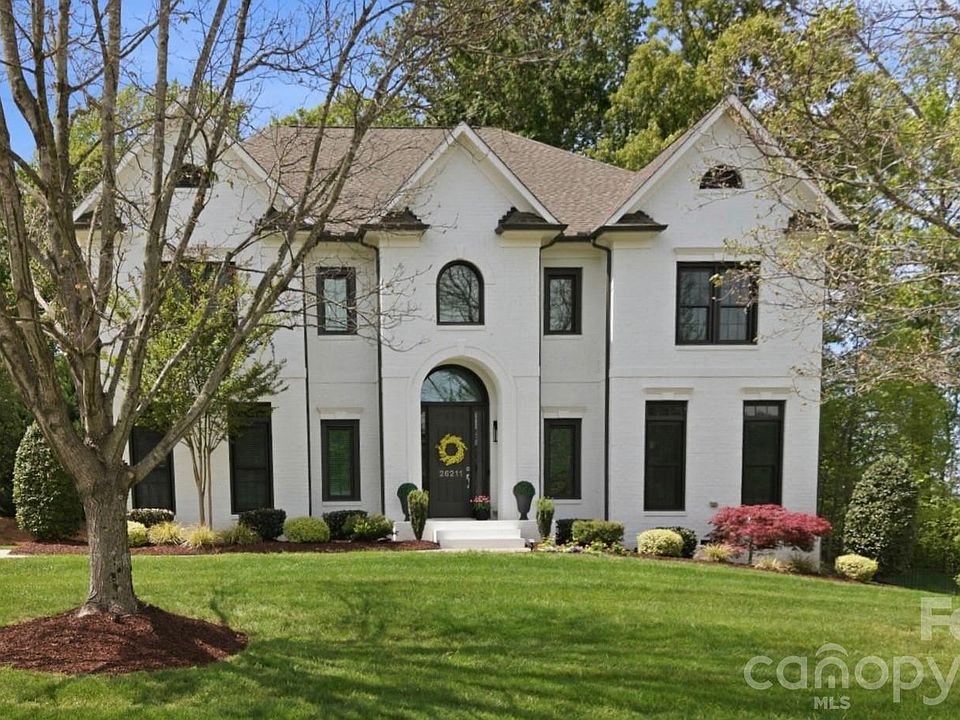 1st image of 26211 Camden Woods Dr