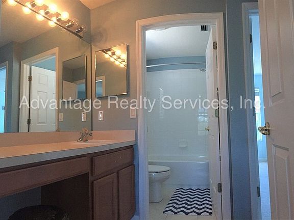 4th image of 8811 Grand Bayou Ct