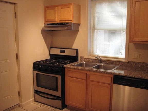 4th image of 7007 S Chappel Ave #1