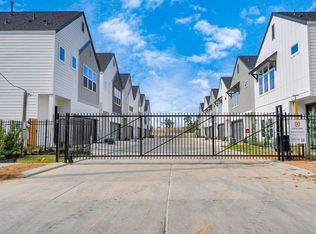 6519 Old Olive Tree Dr, Houston, TX 77091