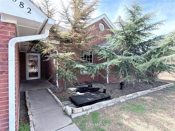 2nd image of 1082 Hilltop Mansion