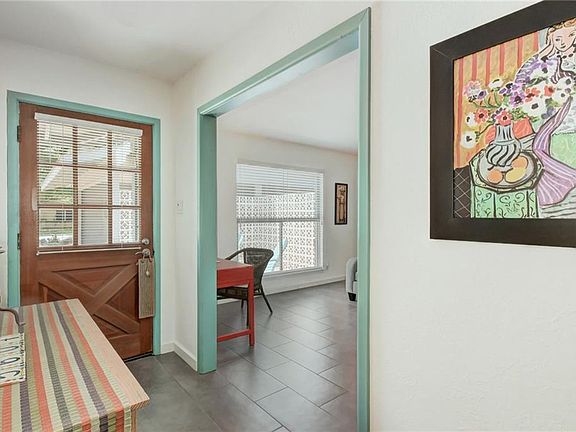 5th image of 5607 Westminster Dr