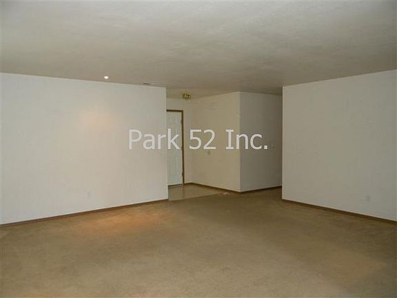 4th image of 10425 193rd Street Ct E