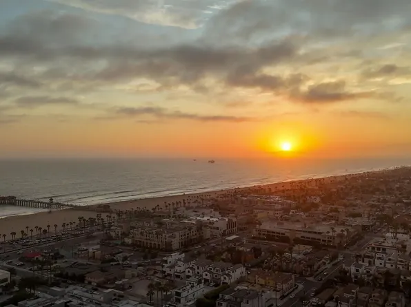 206 2nd St, Huntington Beach, CA 92648