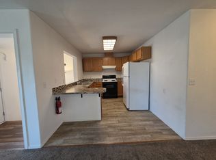 1861 17th St APT A, Springfield, OR 97477
