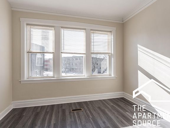 5th image of 4391 N Elston Ave