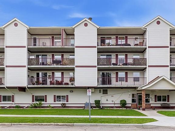 3rd image of 5133 E 49th St #406