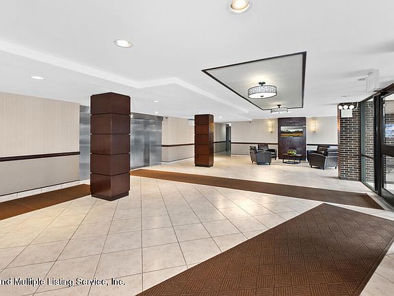 4th image of 20 Cliff St APT 8R
