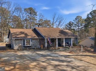 5329 Memorial Ln, Powder Springs, GA 30127