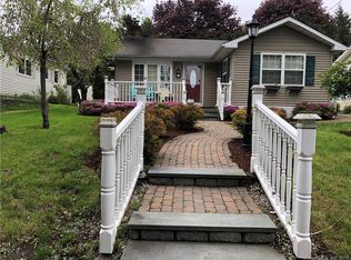 8 Biggs Ave, New Fairfield, CT 06812