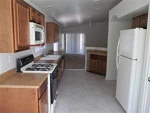 2nd image of 1108 Snow Roof Ave