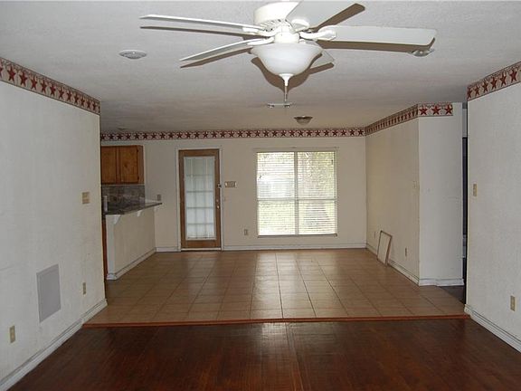 2nd image of 2105 N Breckenridge St