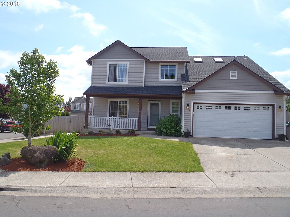 1st image of 3121 NE 185th Ct