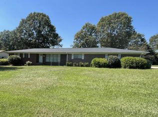 1303 Lay Dam Rd, Clanton, AL 35045