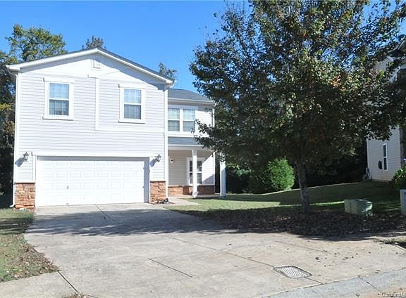 2nd image of 12436 Lanier Islands Cir #296