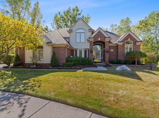 54629 Morningside Dr, Shelby Township, MI 48316