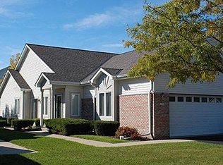 4659 S Forest Point Blvd, New Berlin, WI 53151