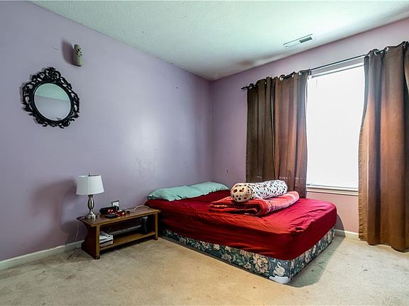4th image of 1123 Beal Ct
