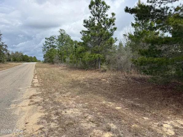 Independence Dr, Chipley, FL 32428