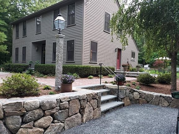3rd image of 217 Malden St