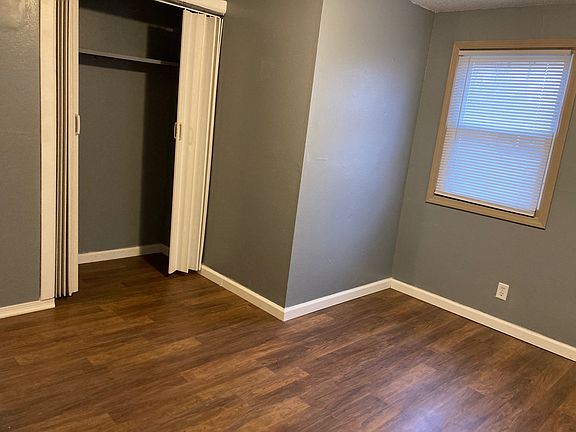 4th image of 137 Loraine Dr #301