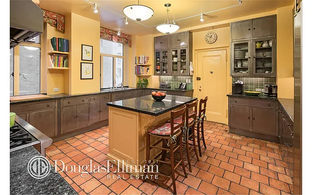 Sold by Douglas Elliman | media 36