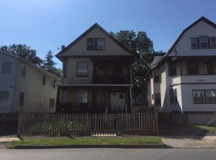 231 So Burnet St, East Orange, NJ 07018