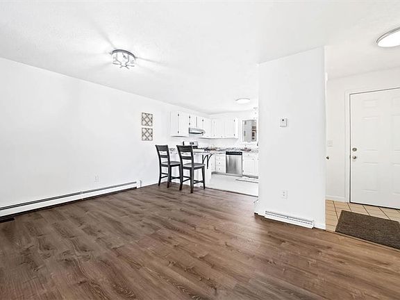 4th image of 28 Primrose Ln