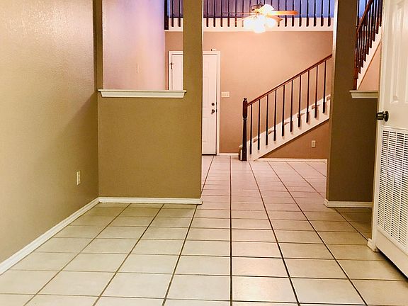 4th image of 415 S Westgate Dr APT 3