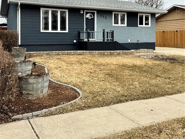 515 3rd AVENUE NW, Weyburn, SK S4H 1R2