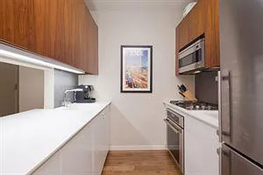 Rented by R New York