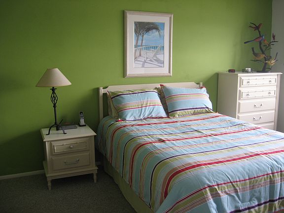4th image of 4310 Falmouth Dr Unit 202