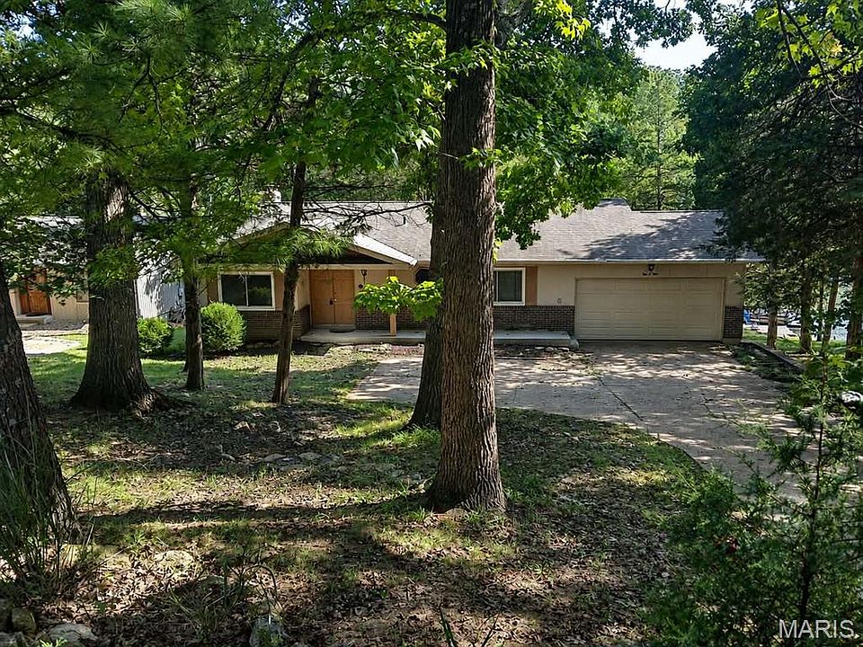 1st image of 403 Marina Dr