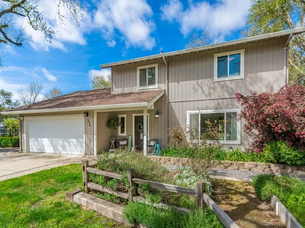 3424 Clayton Ln, Loomis, CA 95650