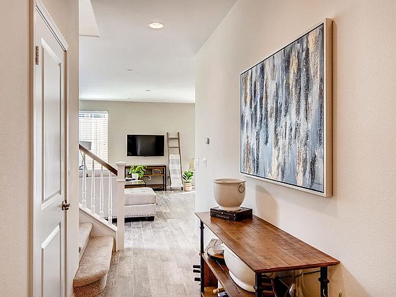 4th image of 1401 Dolomite Way