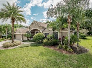 3948 Mimosa Pl, Palm Harbor, FL 34685