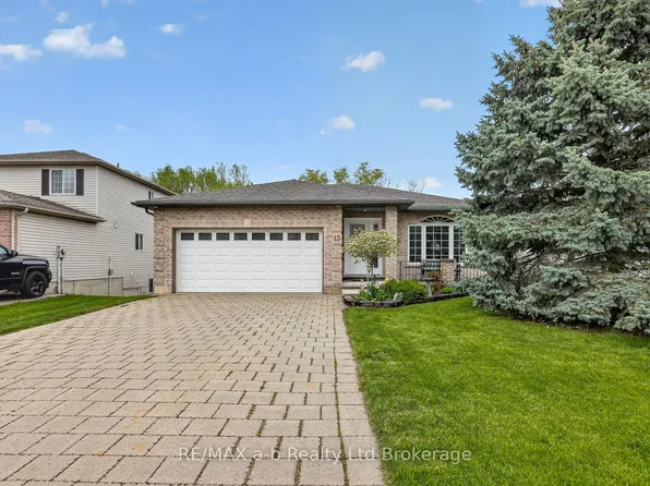 13 Cornish Cres, Ingersoll, ON N5C 4C9