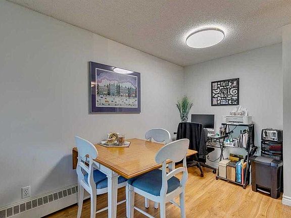 4th image of 8403 E Fairmount Dr SE #308