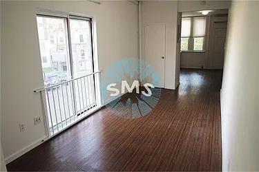 Rented by Space Marketing Shop