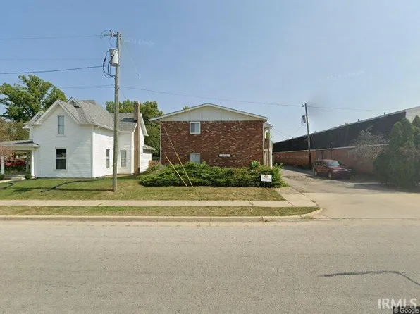 1053 S Jackson St, Frankfort, IN 46041