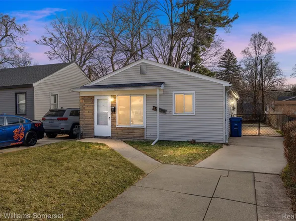 15490 Dixie, Redford, MI 48239