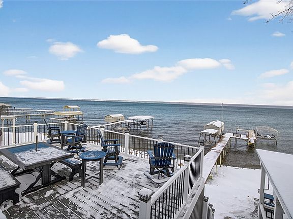 5th image of 1285 Arrowhead Beach Rd