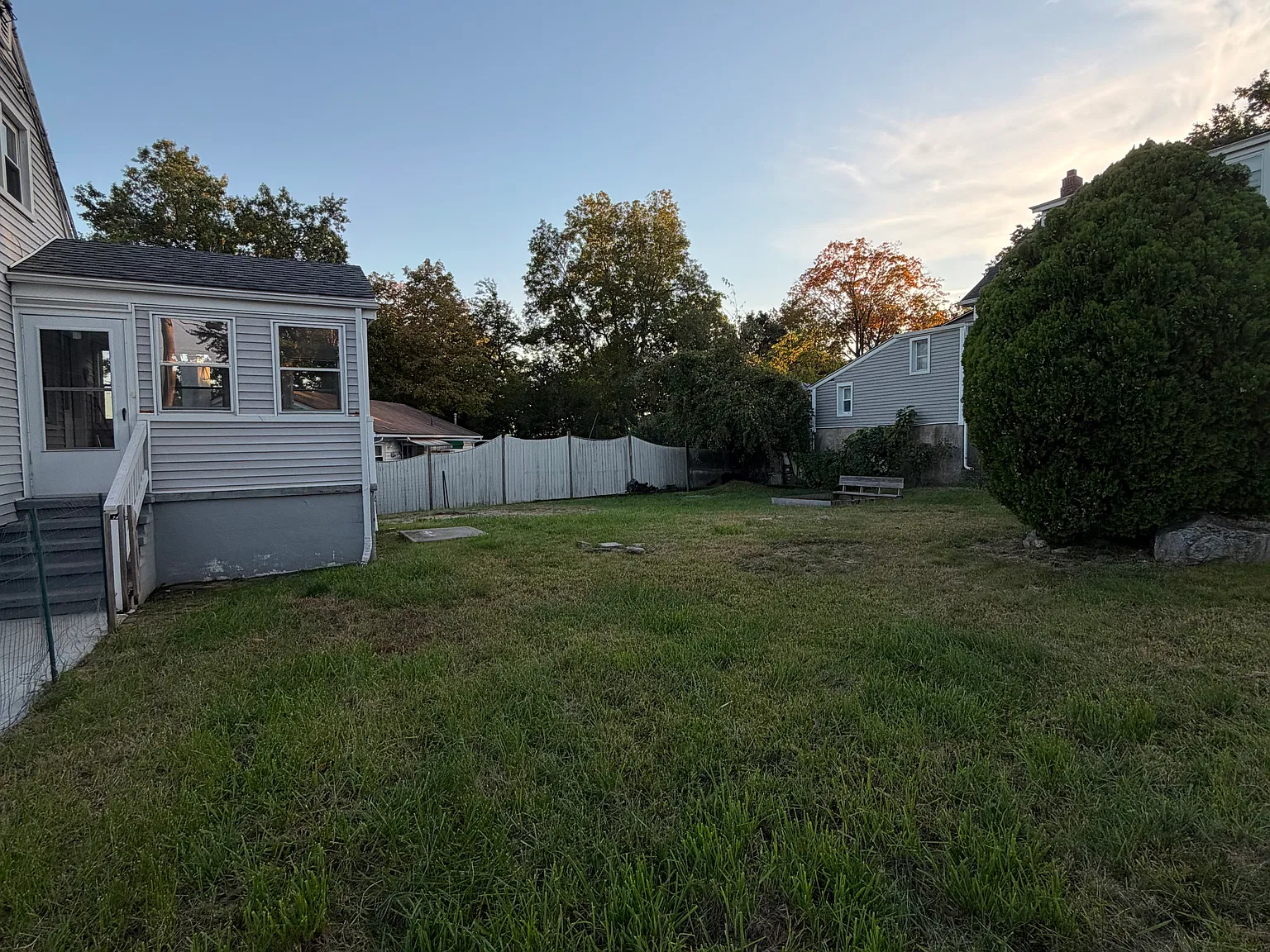 3 bed, 1388 sqft, $3,000 — Photo 2