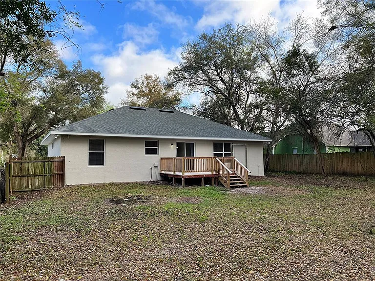 2336 W Orange Rd — Photo 3