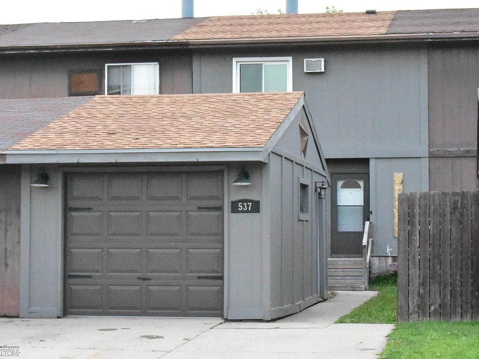 1st image of 537 4th Ave NW