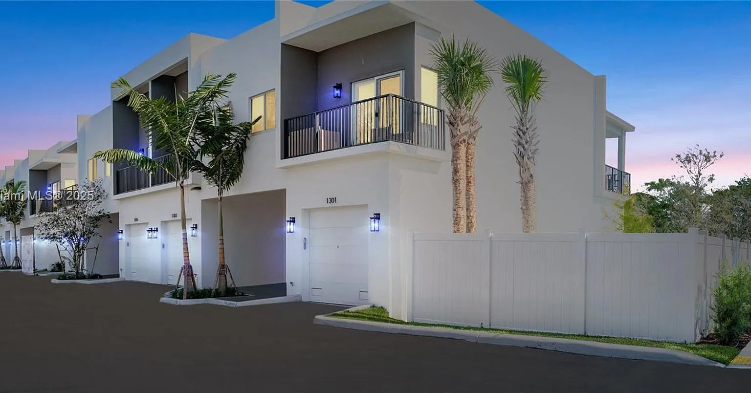 1313 NW 27 Terrace, Pompano Beach, FL 33069 — Photo 3