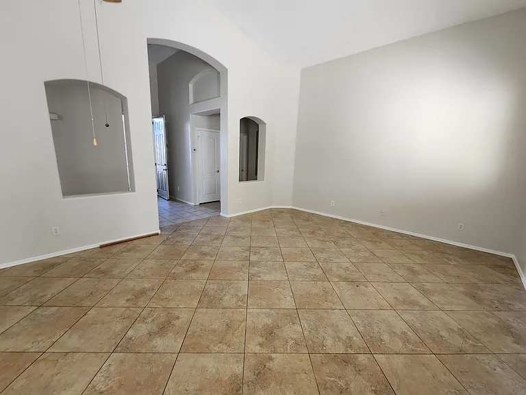 12547 W Glenrosa Dr — Photo 6