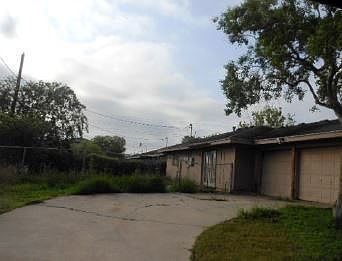 2nd image of 6302 Aspenwood Dr